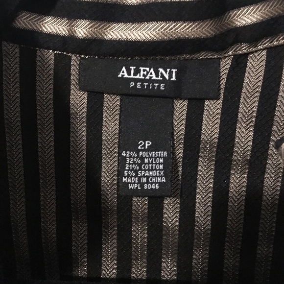 Striped blazer - Picture 2 of 3